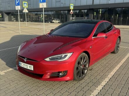Красный Тесла Модель С, объемом двигателя 0 л и пробегом 290 тыс. км за 25481 $, фото 1 на Automoto.ua