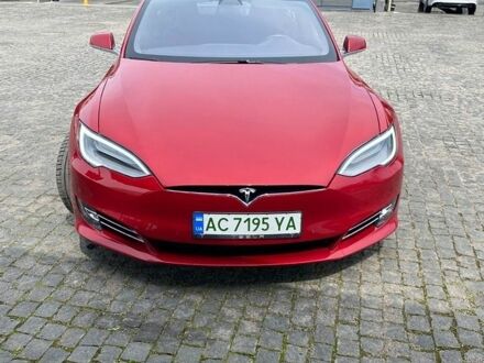 Красный Тесла Модель С, объемом двигателя 0 л и пробегом 160 тыс. км за 25500 $, фото 1 на Automoto.ua