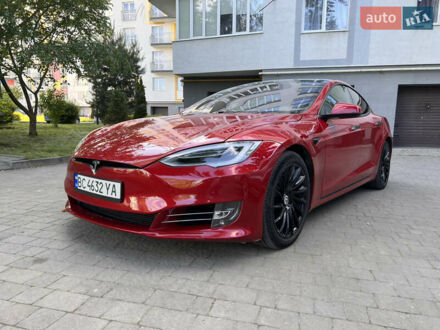 Червоний Тесла Модель С, об'ємом двигуна 0 л та пробігом 122 тис. км за 33000 $, фото 1 на Automoto.ua