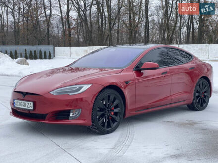 Красный Тесла Модель С, объемом двигателя 0 л и пробегом 207 тыс. км за 28900 $, фото 1 на Automoto.ua