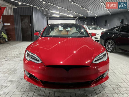 Тесла Модель С 2020 у Дніпро (Дніпропетровську) на Automoto.ua Червоний Тесла Модель С, об'ємом двигуна 0 л та пробігом 19 тис. км за 30999 $, фото 1 на Automoto.ua