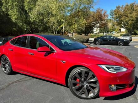 Червоний Тесла Модель С, об'ємом двигуна 0 л та пробігом 13 тис. км за 19900 $, фото 1 на Automoto.ua