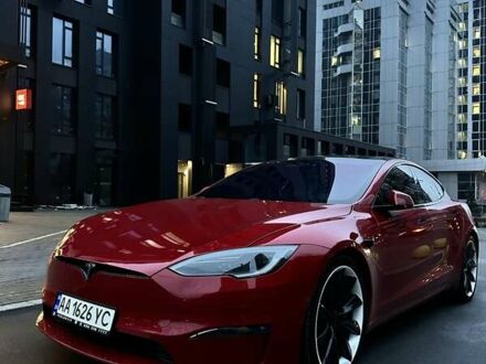 Тесла Модель С 2021 в Киеве на Automoto.ua Красный Тесла Модель С, объемом двигателя 0 л и пробегом 60 тыс. км за 44000 $, фото 1 на Automoto.ua