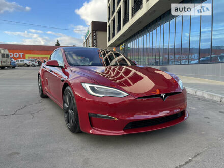 Красный Тесла Модель С, объемом двигателя 0 л и пробегом 1 тыс. км за 115000 $, фото 1 на Automoto.ua
