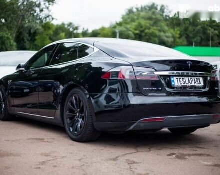 Тесла Модель С 2015 у Києві на Automoto.ua Тесла Модель С, об'ємом двигуна 0 л та пробігом 205 тис. км за 26999 $, фото 4 на Automoto.ua