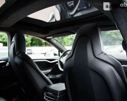 Тесла Модель С 2015 у Києві на Automoto.ua Тесла Модель С, об'ємом двигуна 0 л та пробігом 205 тис. км за 26999 $, фото 12 на Automoto.ua