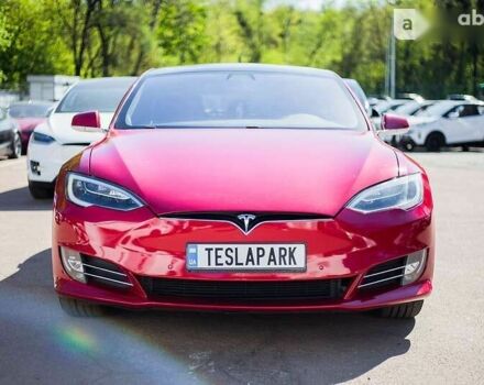 Тесла Модель С 2017 у Києві на Automoto.ua Тесла Модель С, об'ємом двигуна 0 л та пробігом 59 тис. км за 44999 $, фото 8 на Automoto.ua