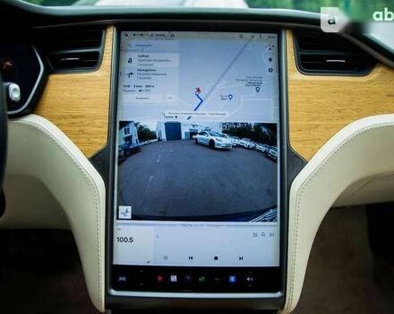 Тесла Модель С 2019 у Києві на Automoto.ua Тесла Модель С, об'ємом двигуна 0 л та пробігом 25 тис. км за 52800 $, фото 16 на Automoto.ua
