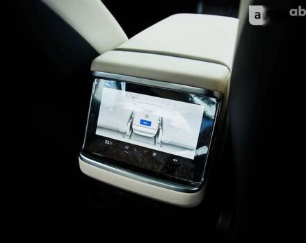 Тесла Модель С 2022 у Києві на Automoto.ua Тесла Модель С, об'ємом двигуна 0 л та пробігом 5 тис. км за 99990 $, фото 14 на Automoto.ua