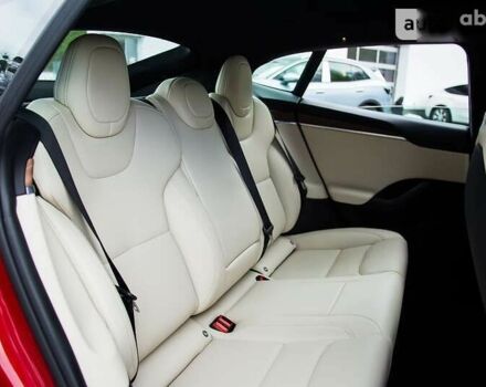 Тесла Модель С 2022 у Києві на Automoto.ua Тесла Модель С, об'ємом двигуна 0 л та пробігом 5 тис. км за 99990 $, фото 11 на Automoto.ua