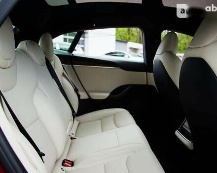 Тесла Модель С 2022 у Києві на Automoto.ua Тесла Модель С, об'ємом двигуна 0 л та пробігом 5 тис. км за 99990 $, фото 12 на Automoto.ua