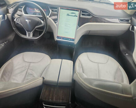 Тесла Модель С, объемом двигателя 0 л и пробегом 205 тыс. км за 7999 $, фото 6 на Automoto.ua