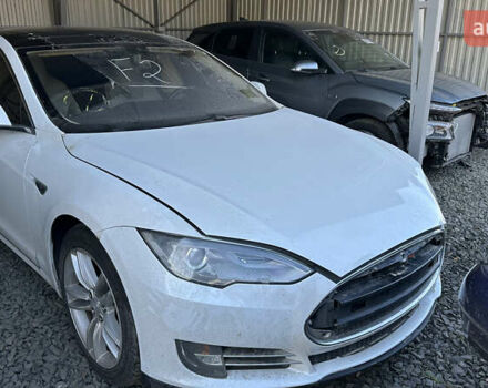 Тесла Модель С, объемом двигателя 0 л и пробегом 205 тыс. км за 7999 $, фото 1 на Automoto.ua