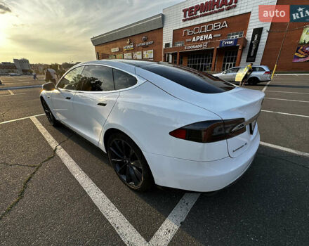 Тесла Модель С, объемом двигателя 0 л и пробегом 96 тыс. км за 17900 $, фото 6 на Automoto.ua