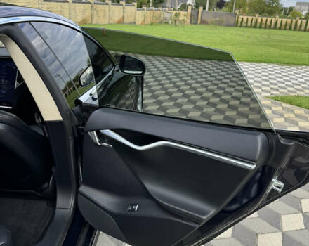 Тесла Модель С, об'ємом двигуна 0 л та пробігом 243 тис. км за 12000 $, фото 46 на Automoto.ua