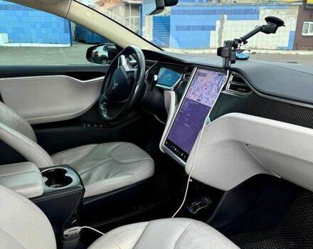 Тесла Модель С, объемом двигателя 0.32 л и пробегом 155 тыс. км за 15000 $, фото 3 на Automoto.ua