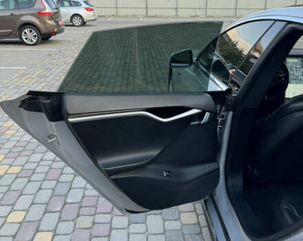 Тесла Модель С, объемом двигателя 0 л и пробегом 118 тыс. км за 24900 $, фото 18 на Automoto.ua