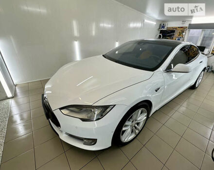 Тесла Модель С, объемом двигателя 0 л и пробегом 140 тыс. км за 23500 $, фото 2 на Automoto.ua