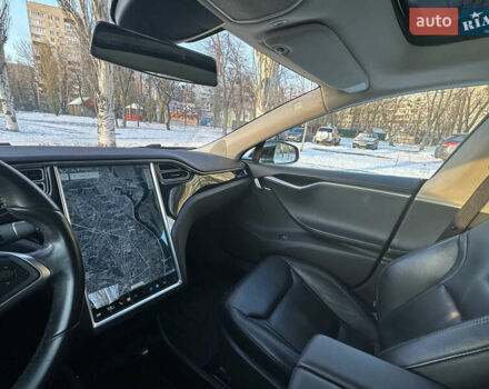 Тесла Модель С, объемом двигателя 0 л и пробегом 131 тыс. км за 22900 $, фото 7 на Automoto.ua