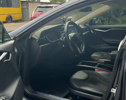 Тесла Модель С, объемом двигателя 0 л и пробегом 93 тыс. км за 14900 $, фото 14 на Automoto.ua