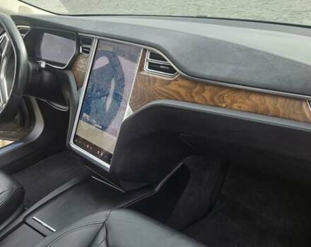 Тесла Модель С, объемом двигателя 0 л и пробегом 220 тыс. км за 17500 $, фото 18 на Automoto.ua