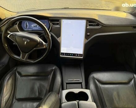 Тесла Модель С, объемом двигателя 0 л и пробегом 205 тыс. км за 16800 $, фото 6 на Automoto.ua