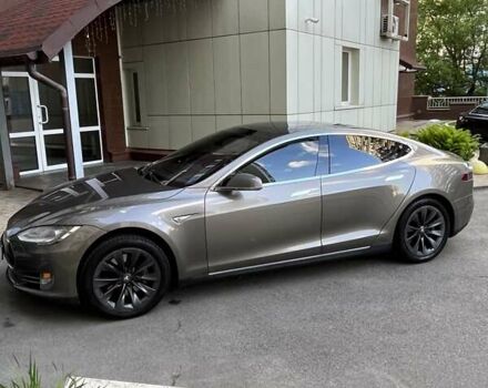 Тесла Модель С, объемом двигателя 0 л и пробегом 250 тыс. км за 17500 $, фото 6 на Automoto.ua