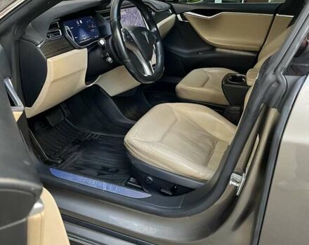 Тесла Модель С, объемом двигателя 0 л и пробегом 250 тыс. км за 17500 $, фото 4 на Automoto.ua