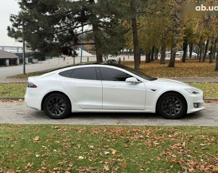 Тесла Модель С, объемом двигателя 0 л и пробегом 52 тыс. км за 27800 $, фото 5 на Automoto.ua