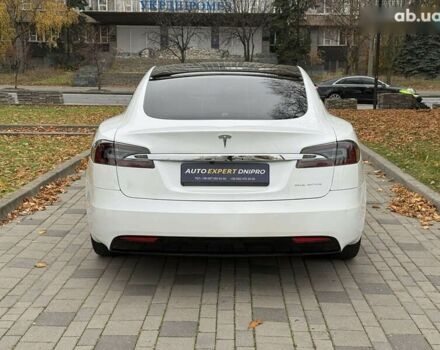 Тесла Модель С, объемом двигателя 0 л и пробегом 52 тыс. км за 27800 $, фото 9 на Automoto.ua