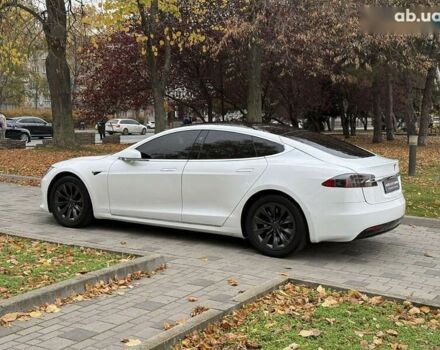 Тесла Модель С, объемом двигателя 0 л и пробегом 52 тыс. км за 27800 $, фото 12 на Automoto.ua