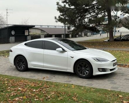 Тесла Модель С, объемом двигателя 0 л и пробегом 52 тыс. км за 27800 $, фото 4 на Automoto.ua