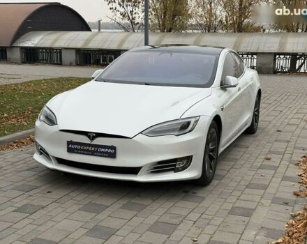 Тесла Модель С, объемом двигателя 0 л и пробегом 52 тыс. км за 27800 $, фото 17 на Automoto.ua