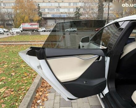 Тесла Модель С, объемом двигателя 0 л и пробегом 52 тыс. км за 27800 $, фото 29 на Automoto.ua