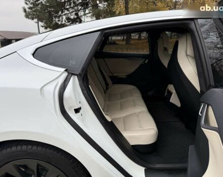 Тесла Модель С, объемом двигателя 0 л и пробегом 52 тыс. км за 27800 $, фото 28 на Automoto.ua