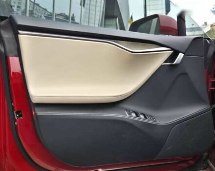 Тесла Модель С, объемом двигателя 0 л и пробегом 52 тыс. км за 29900 $, фото 15 на Automoto.ua