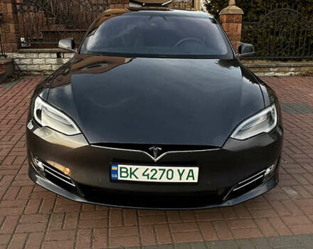 Тесла Модель С, объемом двигателя 0 л и пробегом 40 тыс. км за 29400 $, фото 7 на Automoto.ua