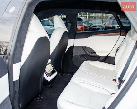 Тесла Модель С, объемом двигателя 0 л и пробегом 19 тыс. км за 48500 $, фото 33 на Automoto.ua