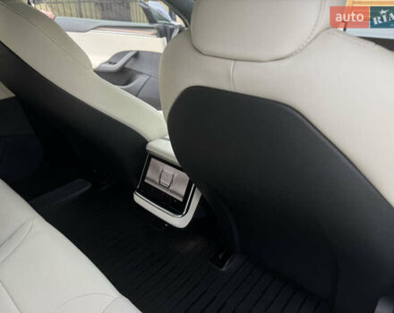 Тесла Модель С, объемом двигателя 0 л и пробегом 70 тыс. км за 50000 $, фото 32 на Automoto.ua