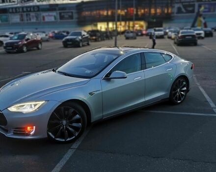 Тесла Модель С, объемом двигателя 0 л и пробегом 113 тыс. км за 11800 $, фото 1 на Automoto.ua