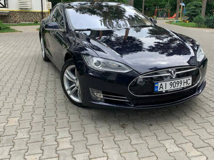 Тесла Модель С 2014 в Киеве на Automoto.ua Тесла Модель С, объемом двигателя 0 л и пробегом 137 тыс. км за 25000 $, фото 1 на Automoto.ua