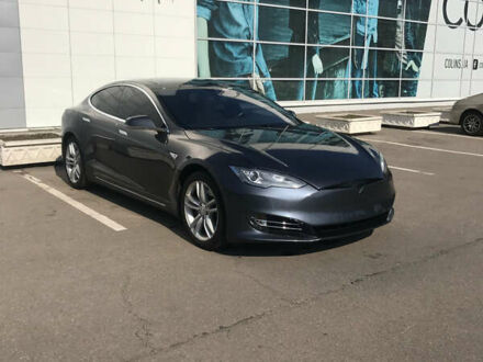 Тесла Модель С 2014 у Кременчуге на Automoto.ua Тесла Модель С, об'ємом двигуна 0 л та пробігом 200 тис. км за 13000 $, фото 1 на Automoto.ua