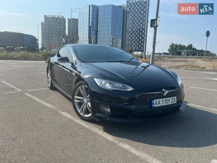 Тесла Модель С 2015 у Києві на Automoto.ua Тесла Модель С, об'ємом двигуна 0 л та пробігом 153 тис. км за 14750 $, фото 1 на Automoto.ua