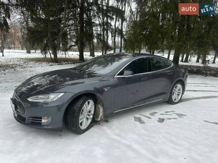 Тесла Модель С 2015 в Киеве на Automoto.ua Тесла Модель С, объемом двигателя 0 л и пробегом 121 тыс. км за 18450 $, фото 1 на Automoto.ua