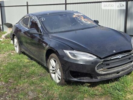 Тесла Модель С 2015 в Киеве на Automoto.ua Тесла Модель С, объемом двигателя 0 л и пробегом 90 тыс. км за 5000 $, фото 1 на Automoto.ua