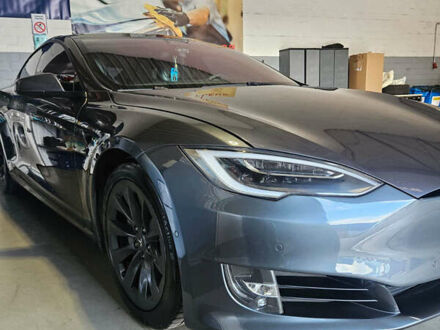 Тесла Модель С 2017 у Львові на Automoto.ua Тесла Модель С, об'ємом двигуна 0 л та пробігом 172 тис. км за 25000 $, фото 1 на Automoto.ua