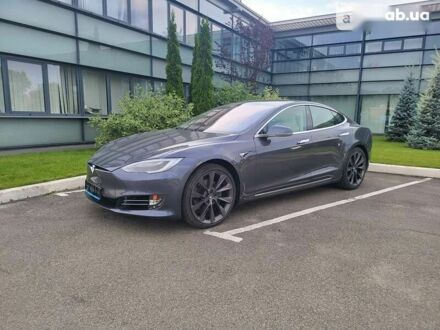 Тесла Модель С 2018 у Києві на Automoto.ua Тесла Модель С, об'ємом двигуна 0 л та пробігом 65 тис. км за 24998 $, фото 1 на Automoto.ua