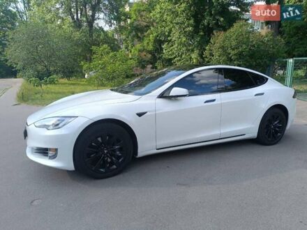Тесла Модель С 2019 в Киеве на Automoto.ua Тесла Модель С, объемом двигателя 0 л и пробегом 140 тыс. км за 28200 $, фото 1 на Automoto.ua