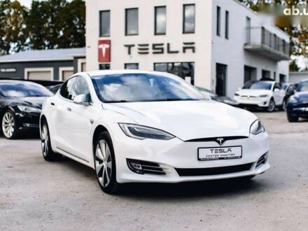 Тесла Модель С 2020 у Вінниці на Automoto.ua Тесла Модель С, об'ємом двигуна 0 л та пробігом 68 тис. км за 29500 $, фото 1 на Automoto.ua