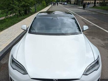 Тесла Модель С 2021 в Киеве на Automoto.ua Тесла Модель С, объемом двигателя 0 л и пробегом 88 тыс. км за 42000 $, фото 1 на Automoto.ua